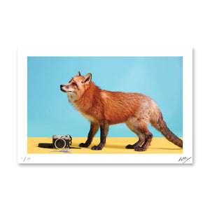 PARTY ANIMALS: The Selfie Artist